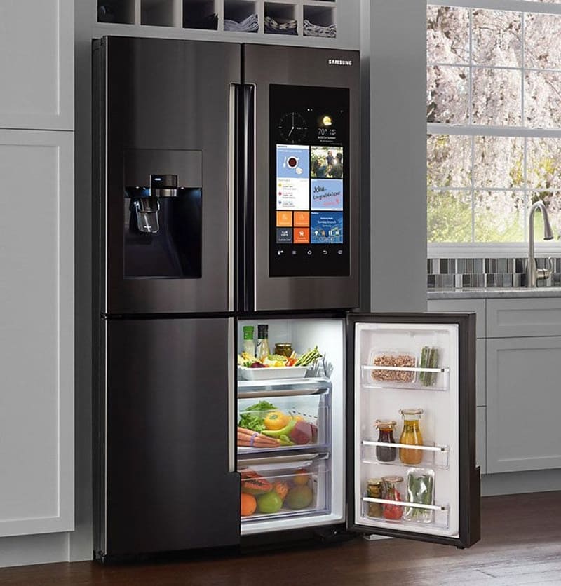 Tủ lạnh Side By Side sở hữu kích thước bề thế, phù hợp với không gian rộng lớn